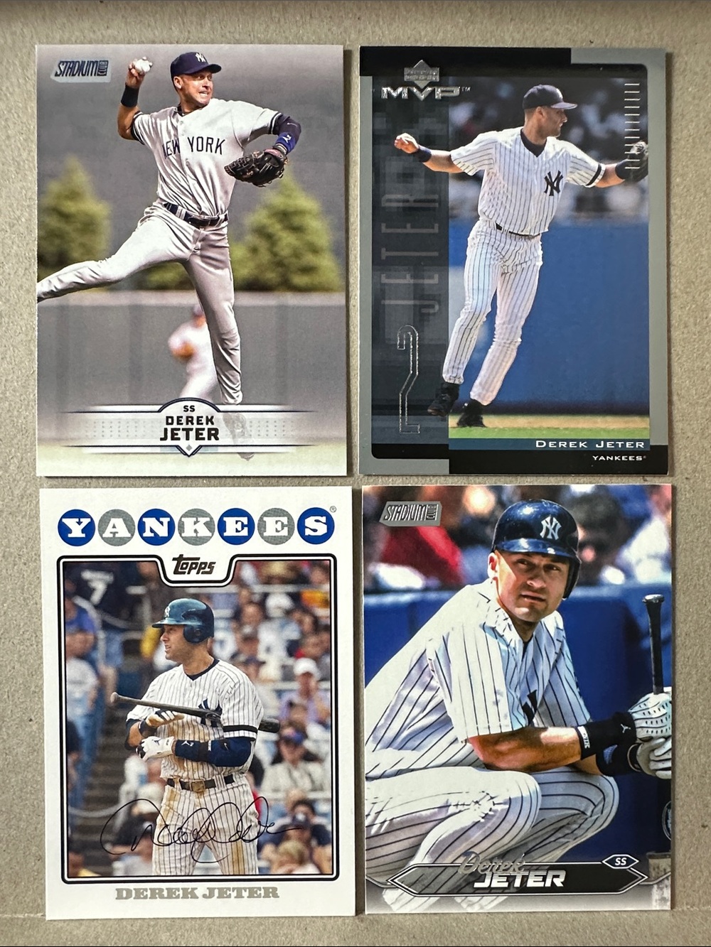 Derek Jeter 90’s Yankees lot of 17 w/ 2 Bernie Williams/1 Jorge Posada Rookies - Picture 2 of 16
